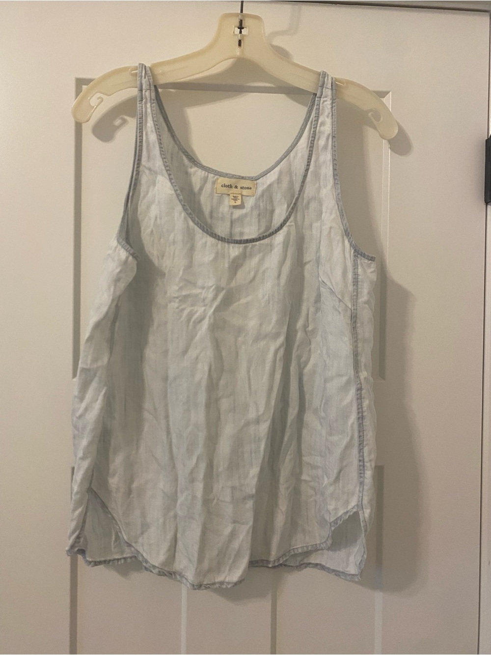 Cloth & Stone Chambray Sleeveless Top